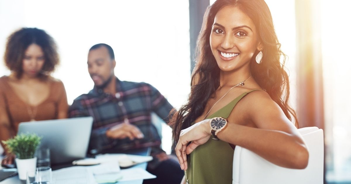 Como se vestir bem no trabalho - dicas valiosas